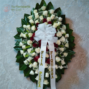 Arreglo funebre en pedestal en rosas blancas y rosa roja 04