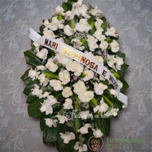 Arreglo fúnebre en pedestal con rosas blancas 11